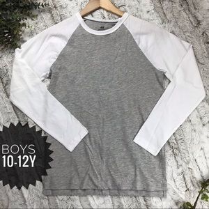 [H&M] White / Heather Gray Raglan Tee Shirt Size 10-12Y Boys T-Shirt Top